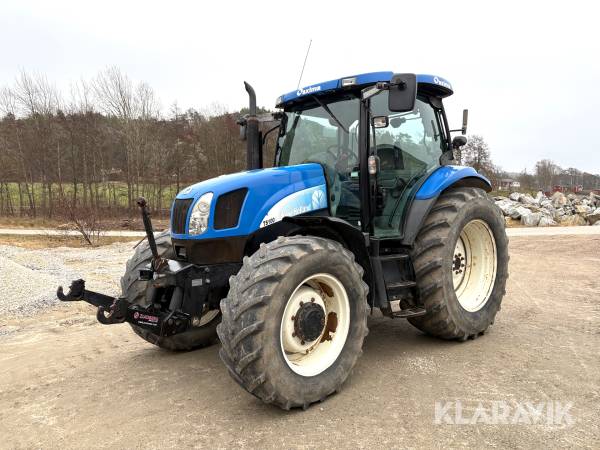 Traktor New Holland TS100A