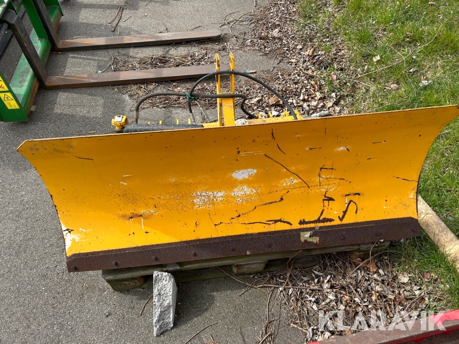Snöblad P.Olssons LB 140
