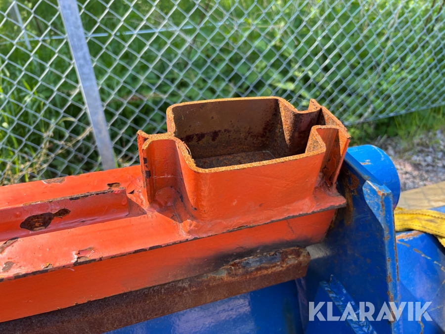 Pelarsvängkran Demag