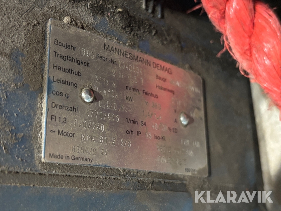 Pelarsvängkran Demag