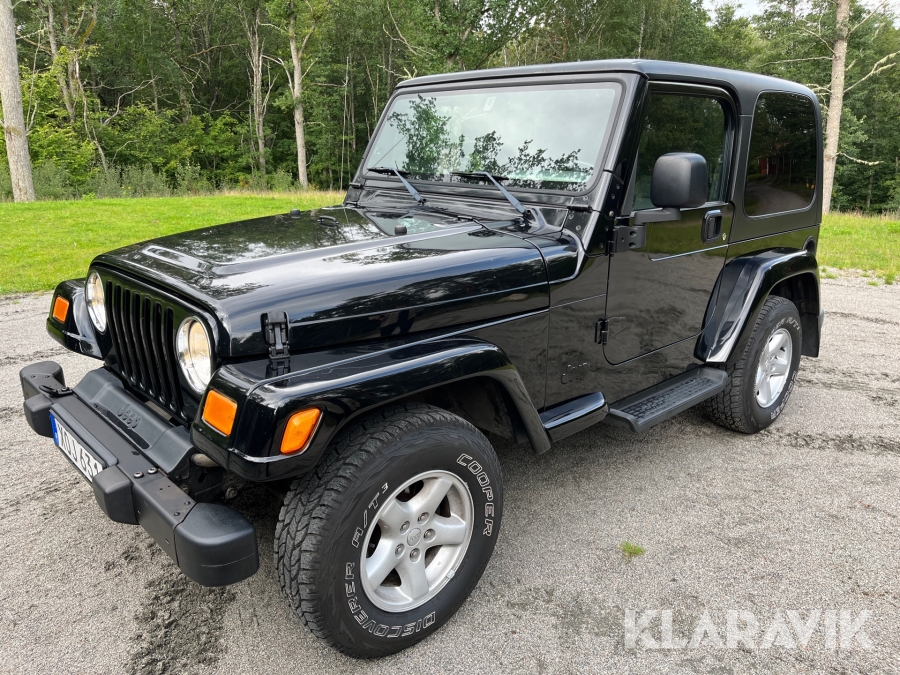 Jeep Wrangler Sahara