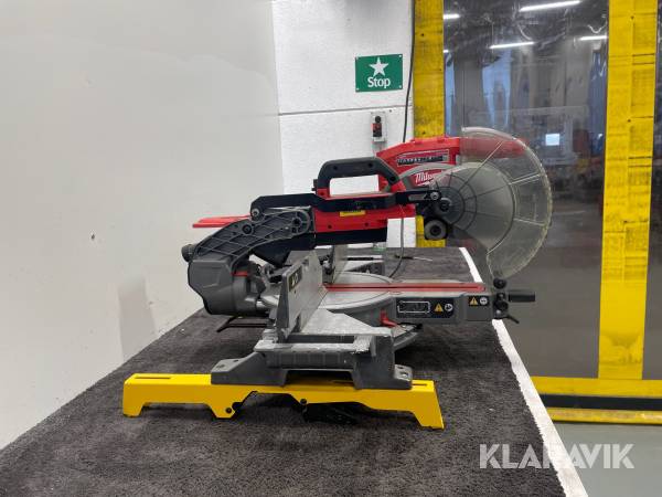 Kap&geringsåg Milwaukee M18 FMS254