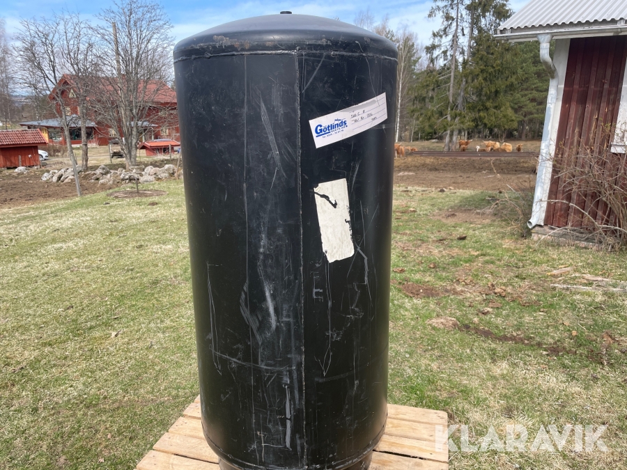 Ackumulatortank med solslinga Götlinds Svets AB