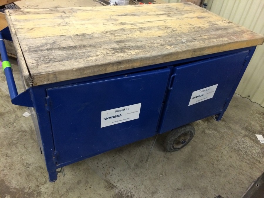 Verktygsvagn med bänk