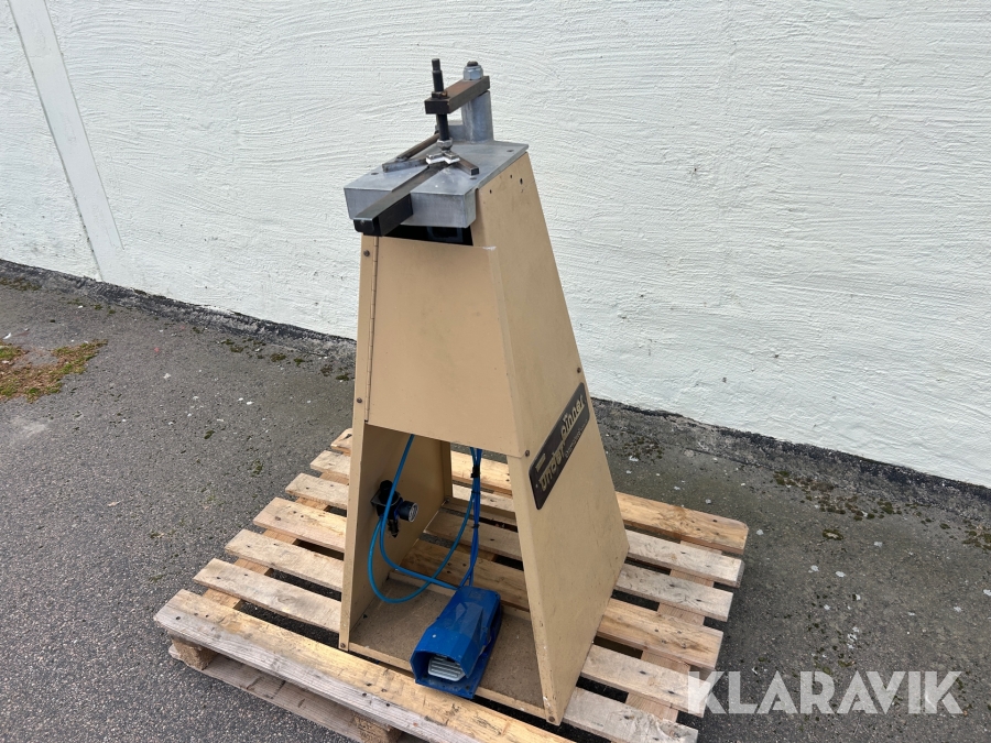 Ramspikmaskin Pinner Under UPP 750 (pneumatisk)