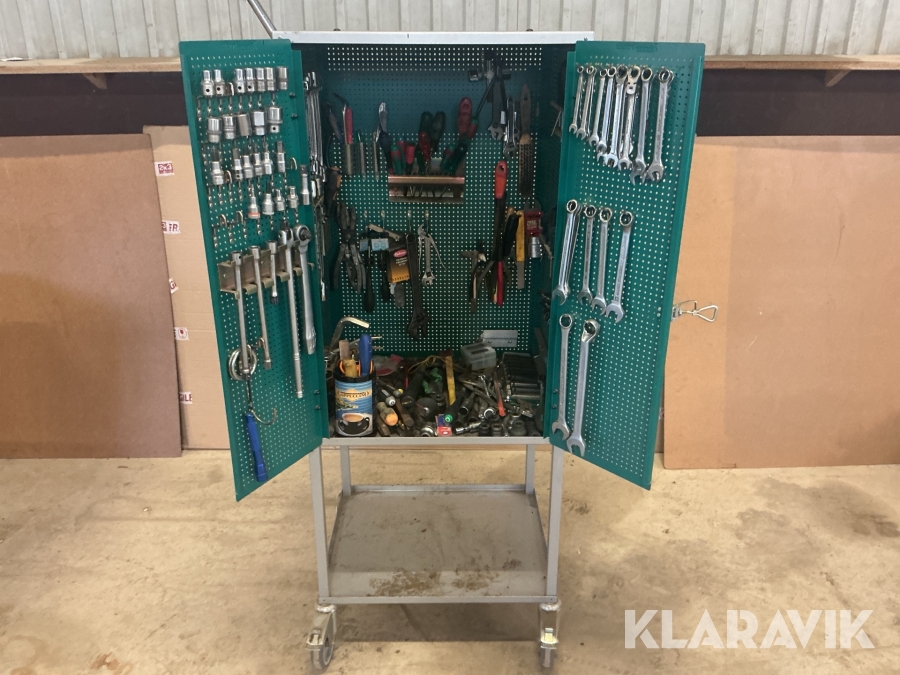 Verktygsskåp m verktyg