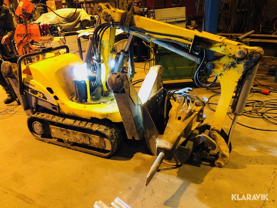 Rivningsrobot Brook 90 med hammare Atlas Copco