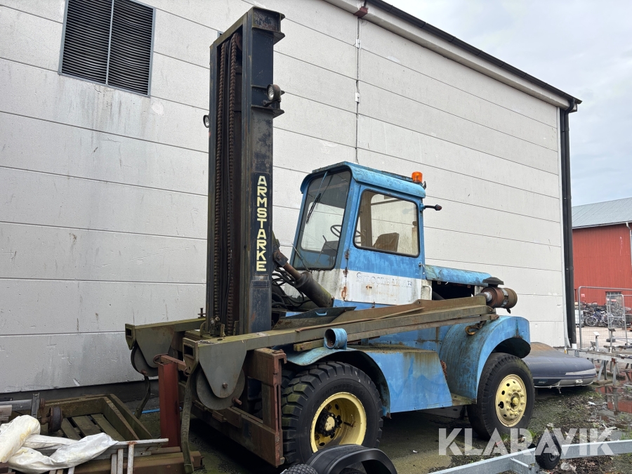 Gaffeltruck Dyrebomaskiner Armstarke z100 diesel.