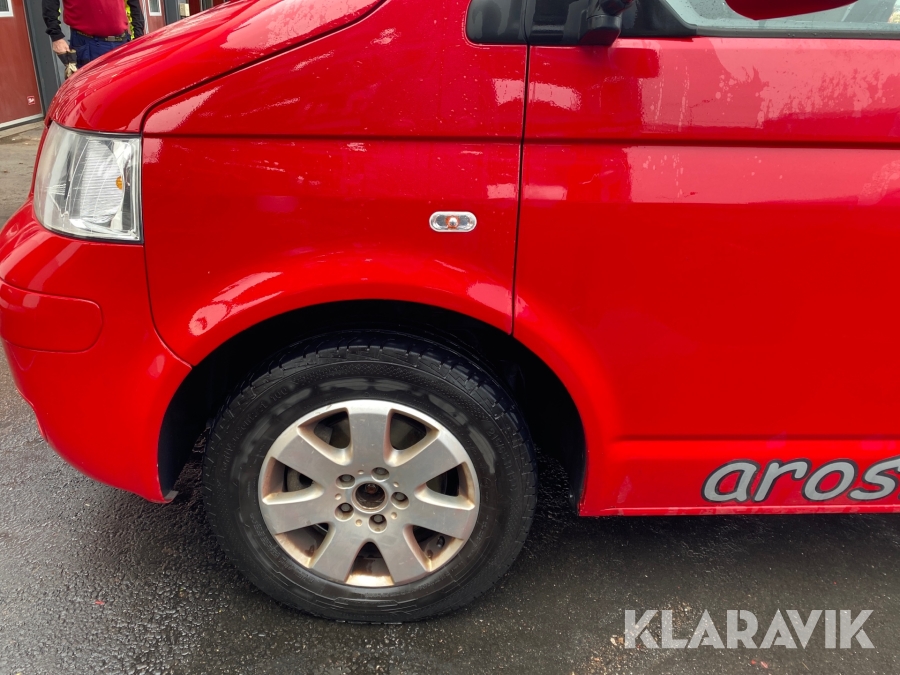 Pickup Volkswagen Transporter T5 2.5 TDI Pickup (174hk)