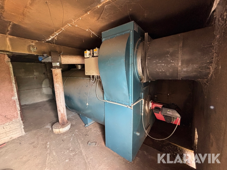 Oljepanna med tank 628 kW Haga 350