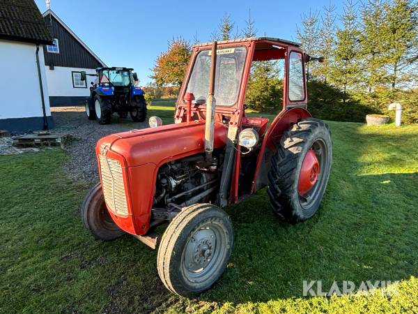 Veterantraktor Massey Ferguson 35