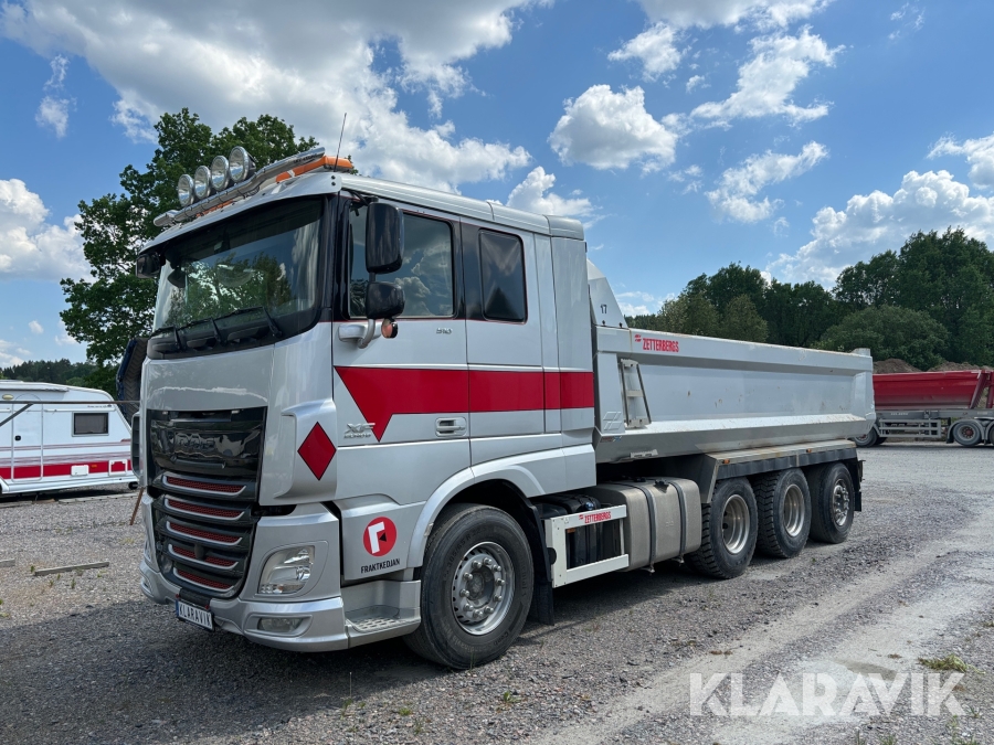 Lastbil DAF XF Euro 6 med Hardox-förstärkt flak