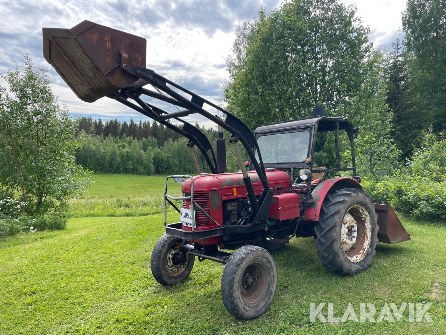 Traktor  BM Volvo modell 230