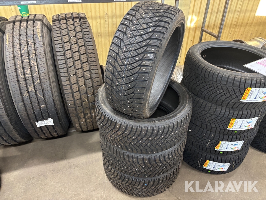 Dubbdäck Goodyear Ultragrip Arctic2 235/40 r19 4st