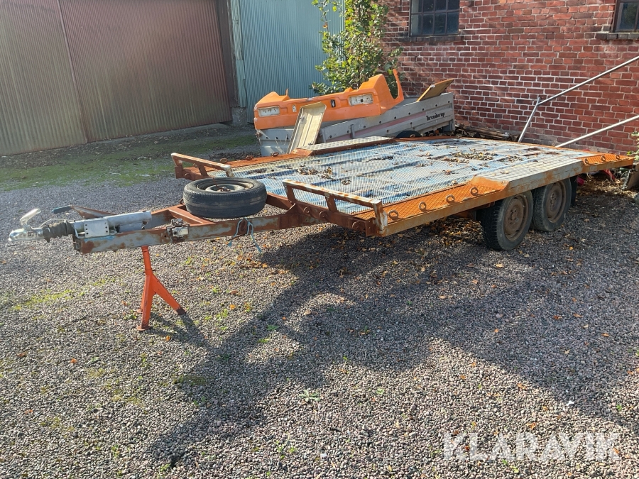 Personbilssläp Heby-Trai8ler 200