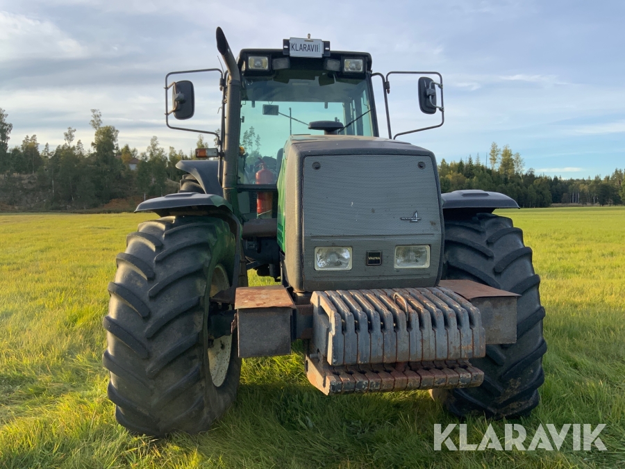 Traktor Valtra 8550 4WD