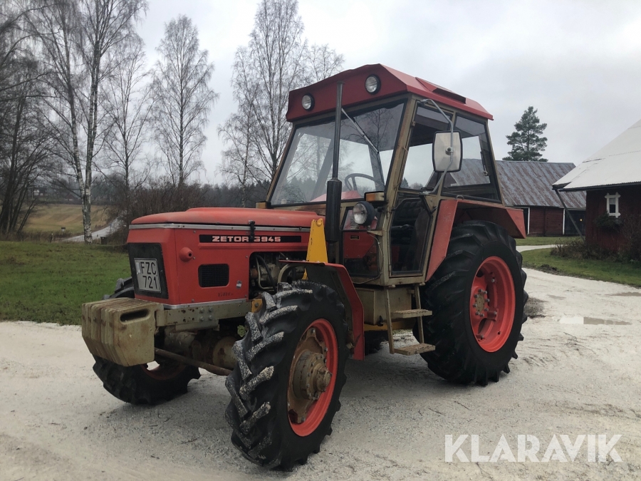 Traktor Zetor 6945