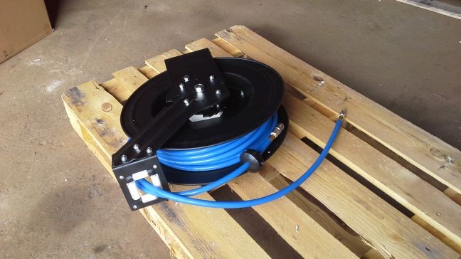 Slangupprullare Slangvinda 20 Meter