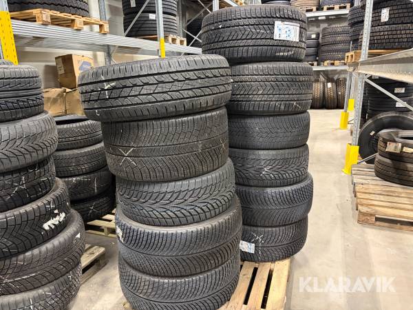 Vinterdäck 20/21/22 tum olika fabrikat och dimensioner 11 st