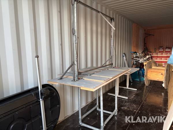 Rigg för att skära cellplast