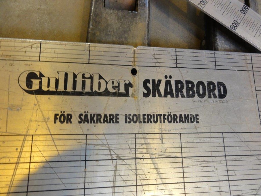 Skärbord för isolering