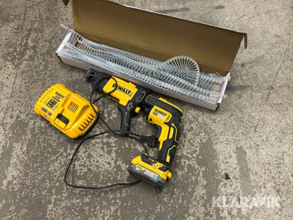 Skruvautomat Dewalt DCF620