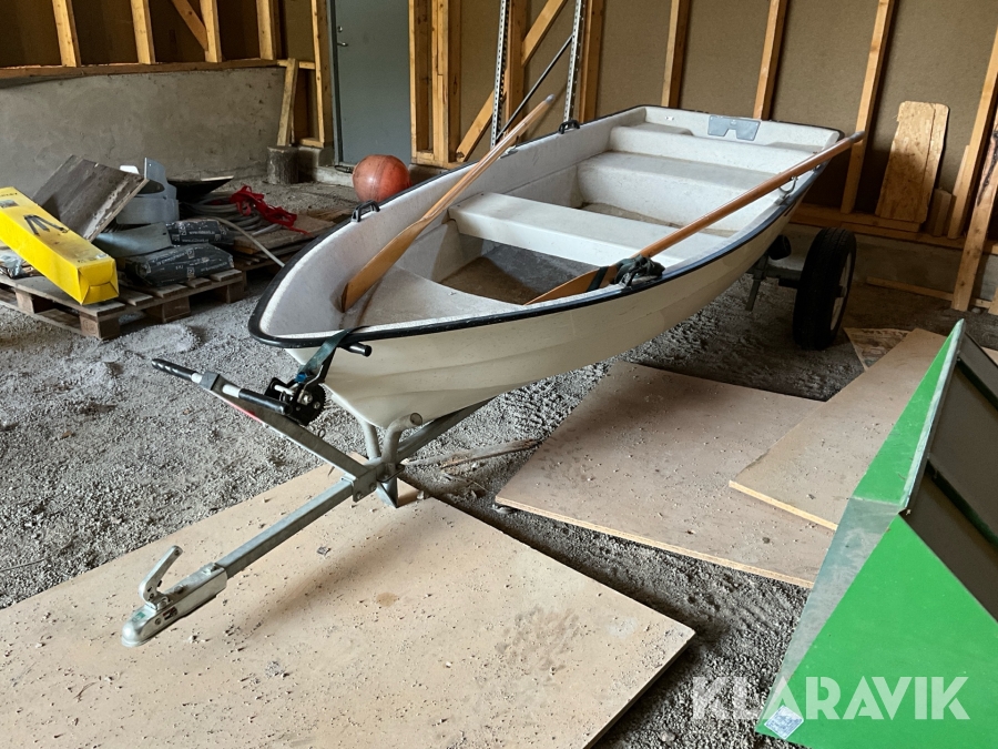 Båt med trailer HR 325 med elmotor