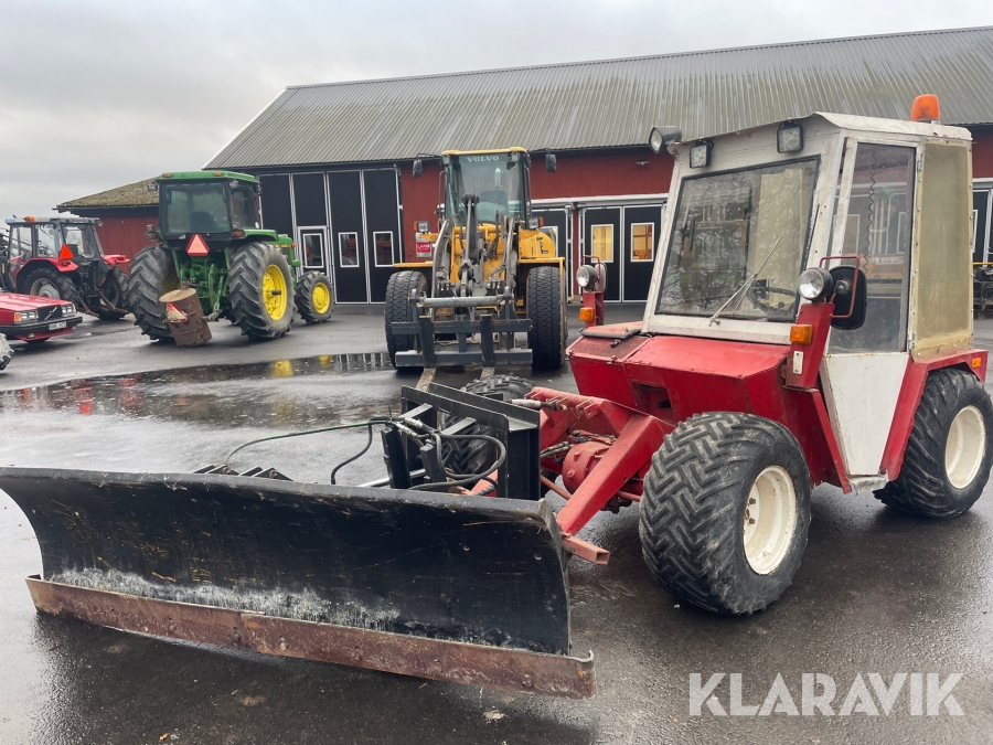 Redskapsbärare Aebi TT 77 4wd + Reservdelsmaskin