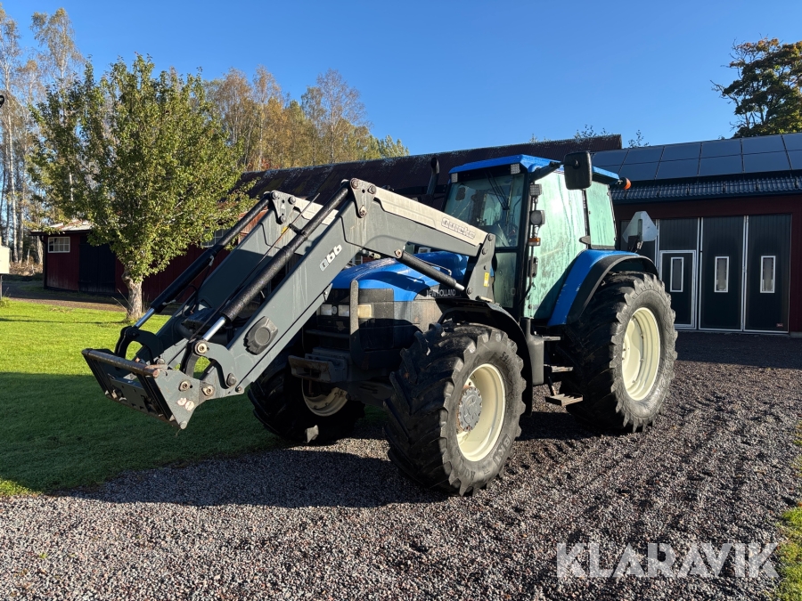 Traktor New Holland TM150
