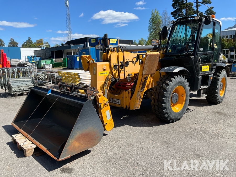 Teleskopslastare JCB 540-170 inklusive redskap