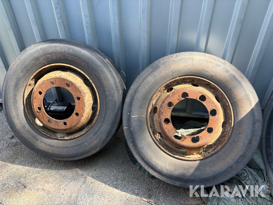 Lastbilsdäck Michelin XTE2 265/70R19.5 2 st 