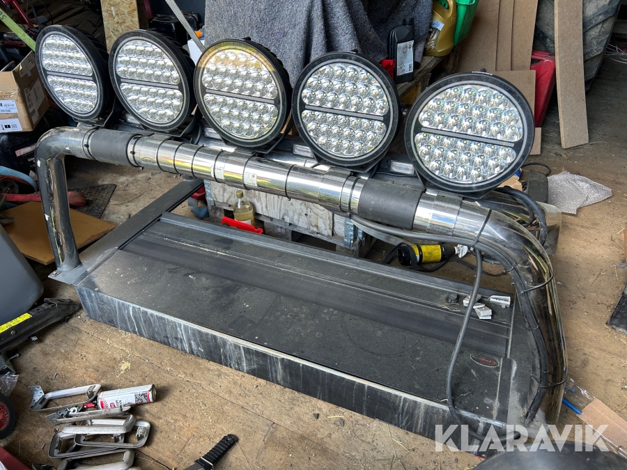 Ljusbåge med blixtljusramp & jalusi