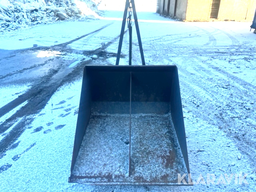 Skopa med tipp   för truck