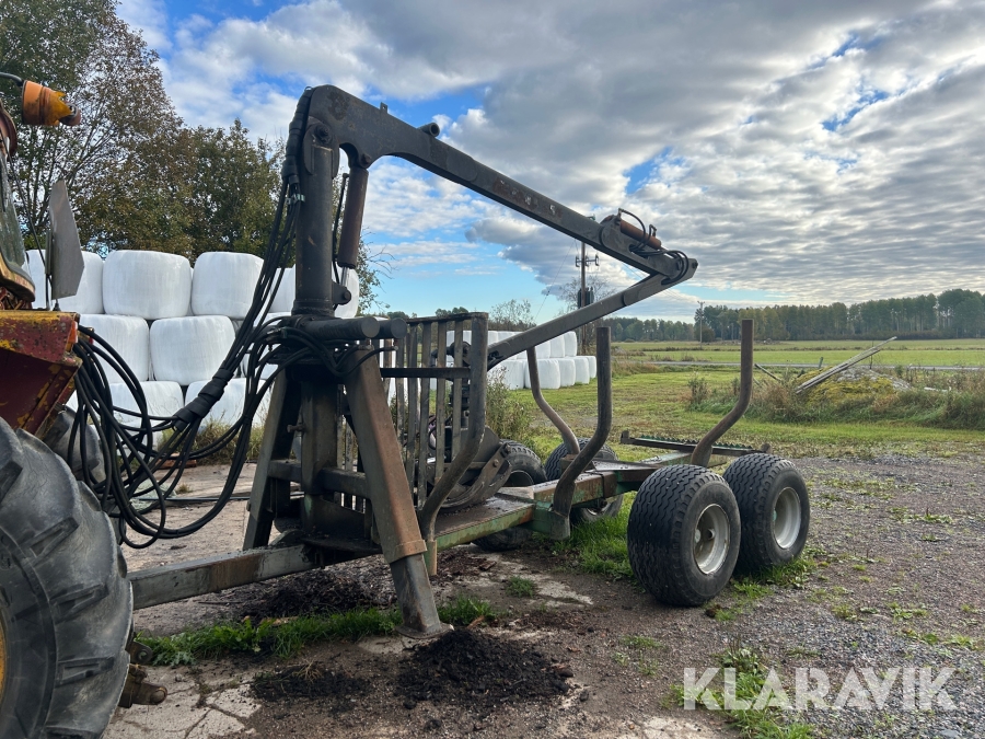 Huggarkärra Farma 855