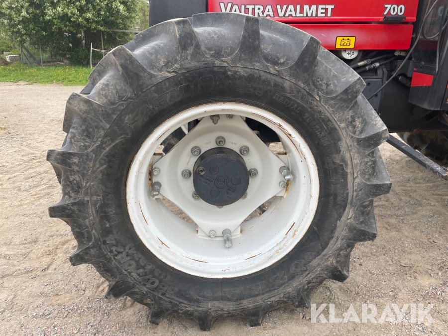 Traktor Valtra Valmet 700