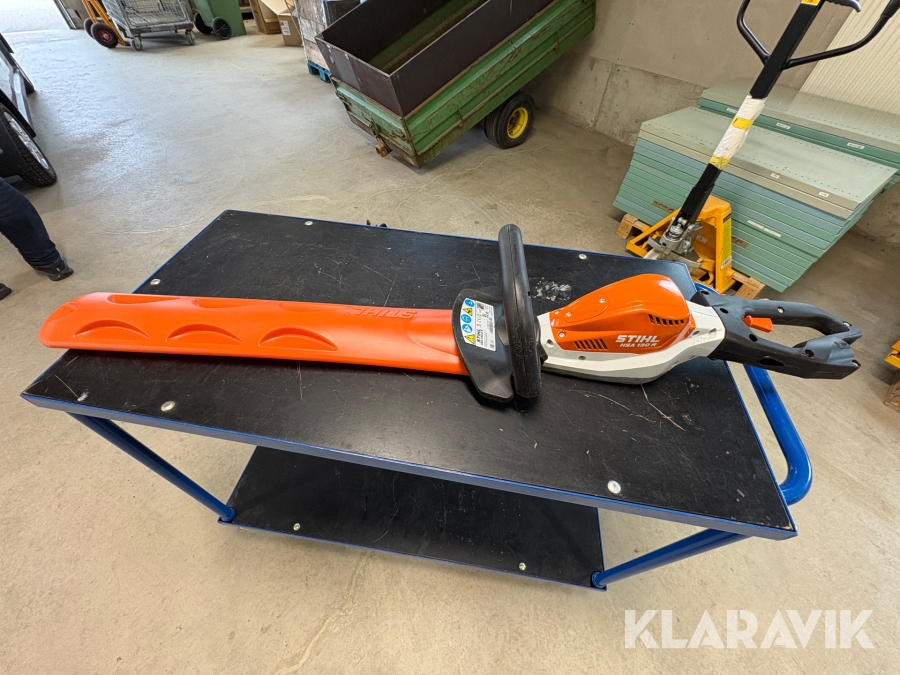 Häcksax STHIL HSA 130R med midjebälte och ryggsäck