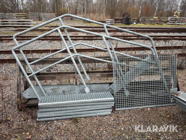 Ståltrapp 6 steg samt plattform