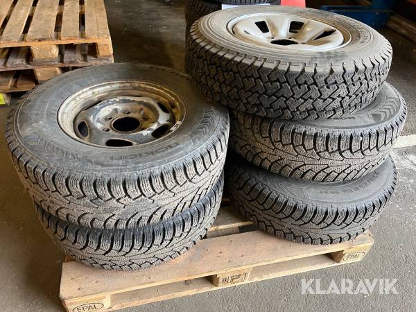 Däck Nokian 235/75 R 15 5st