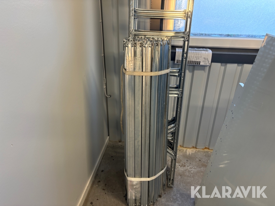 Däckställ Metalsistem S3 4 gavlar och ca 45 balkar