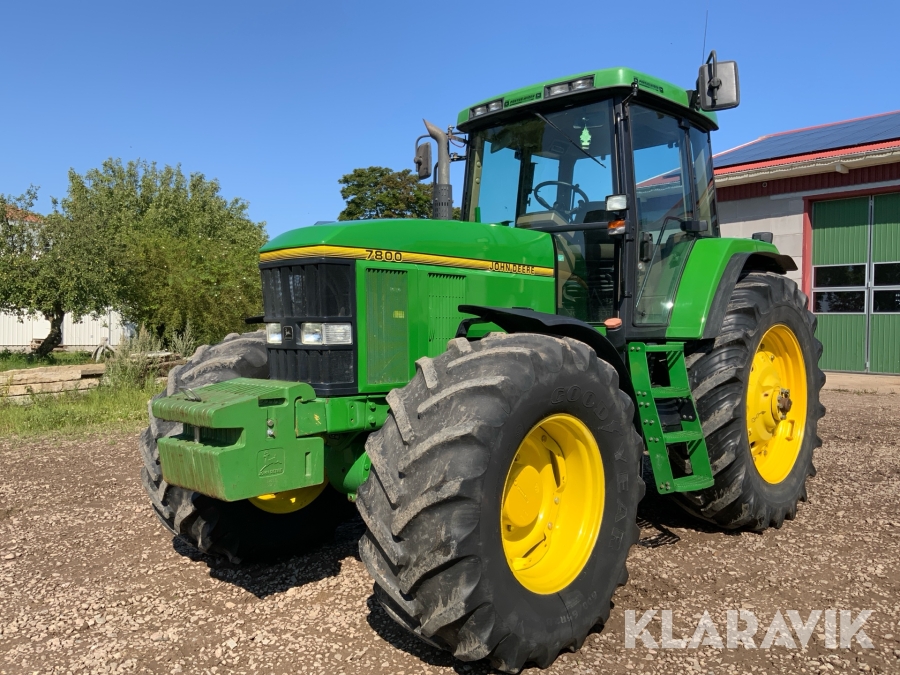 Traktor John Deere 7800