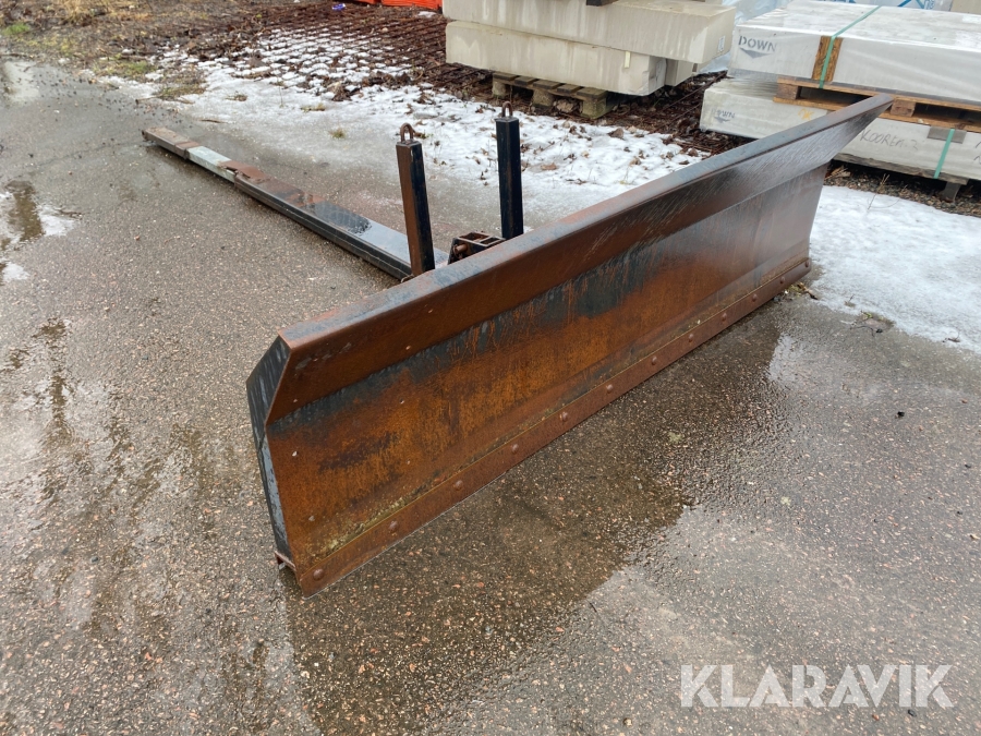 Snöblad till traktor 