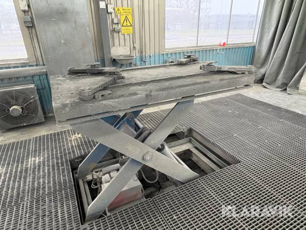 Enkelsaxlyftbord Trans Lyft TM2000 med tryckluftsutrustning