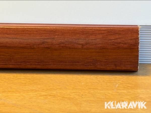 Taklist Folierad MDF 19x43x2400mm Merbau 16st