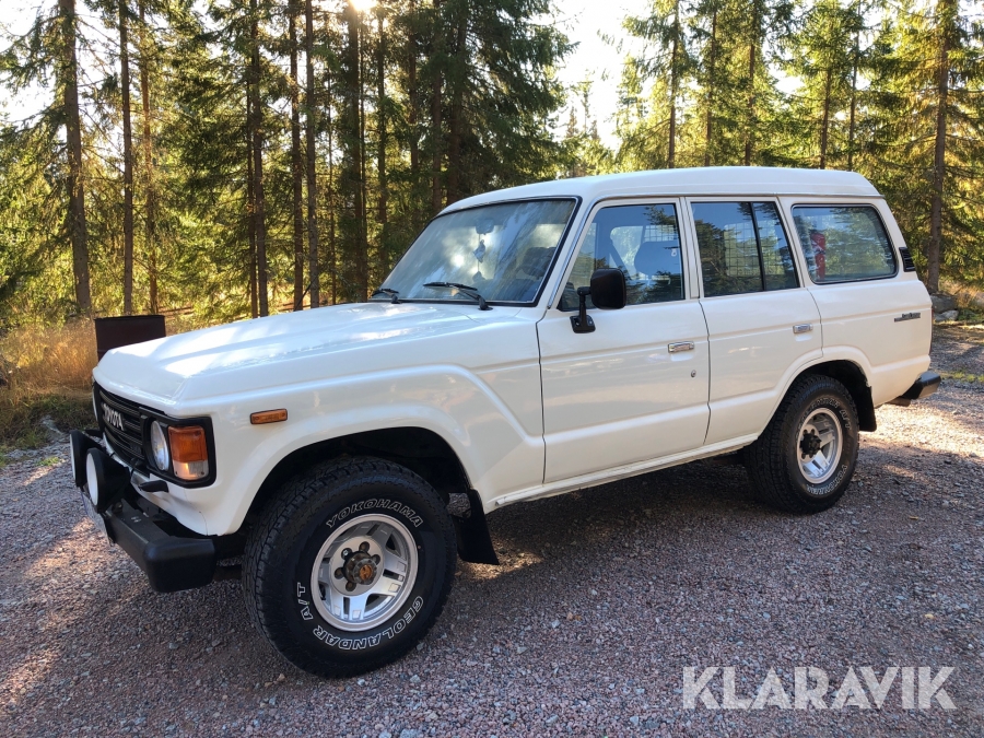 Toyota Land Cruiser 4WD HJ60 