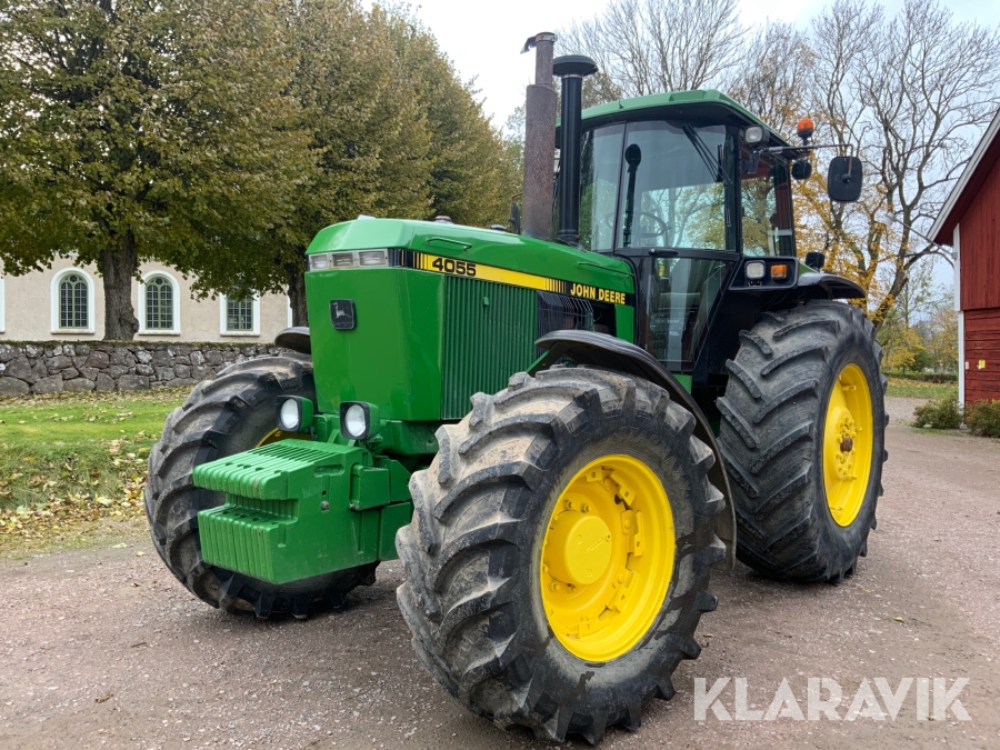 Traktor John Deere 4055