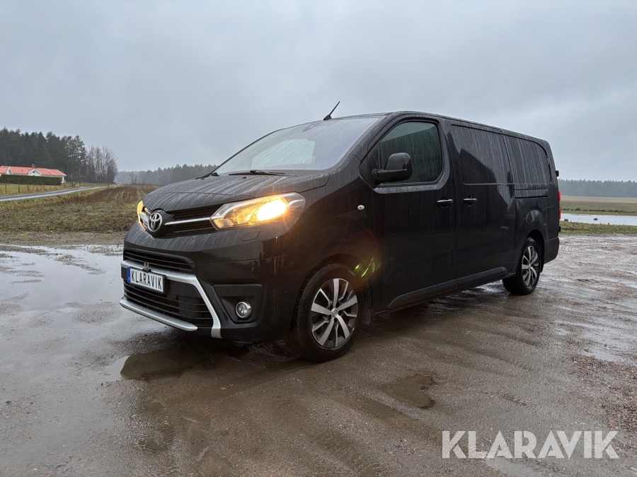 Skåpbil Toyota Proace 2.0 Dragkrok dubbeldörrar med Verkstadsinredning