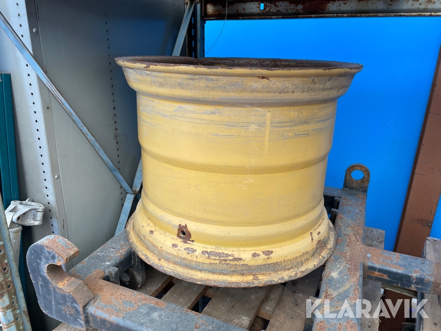 Fälg till skogsmaskin