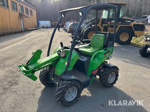 Kompaktlastare Avant 225 - 2022