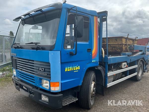 Containerbil Volvo FL 7 4X2