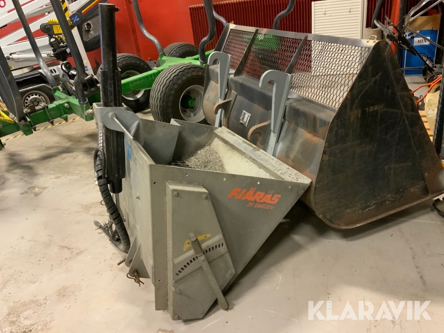 Sandspridare Fjärås 500/1200 500L, trepunkts fäste, hydraulisk